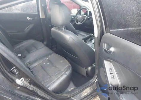 2015 Kia Forte Ex z USA, uszkodzony, nr VIN KNAFZ4A81F5342996